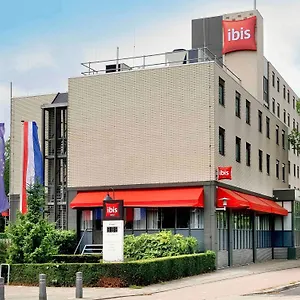 Ibis Otel